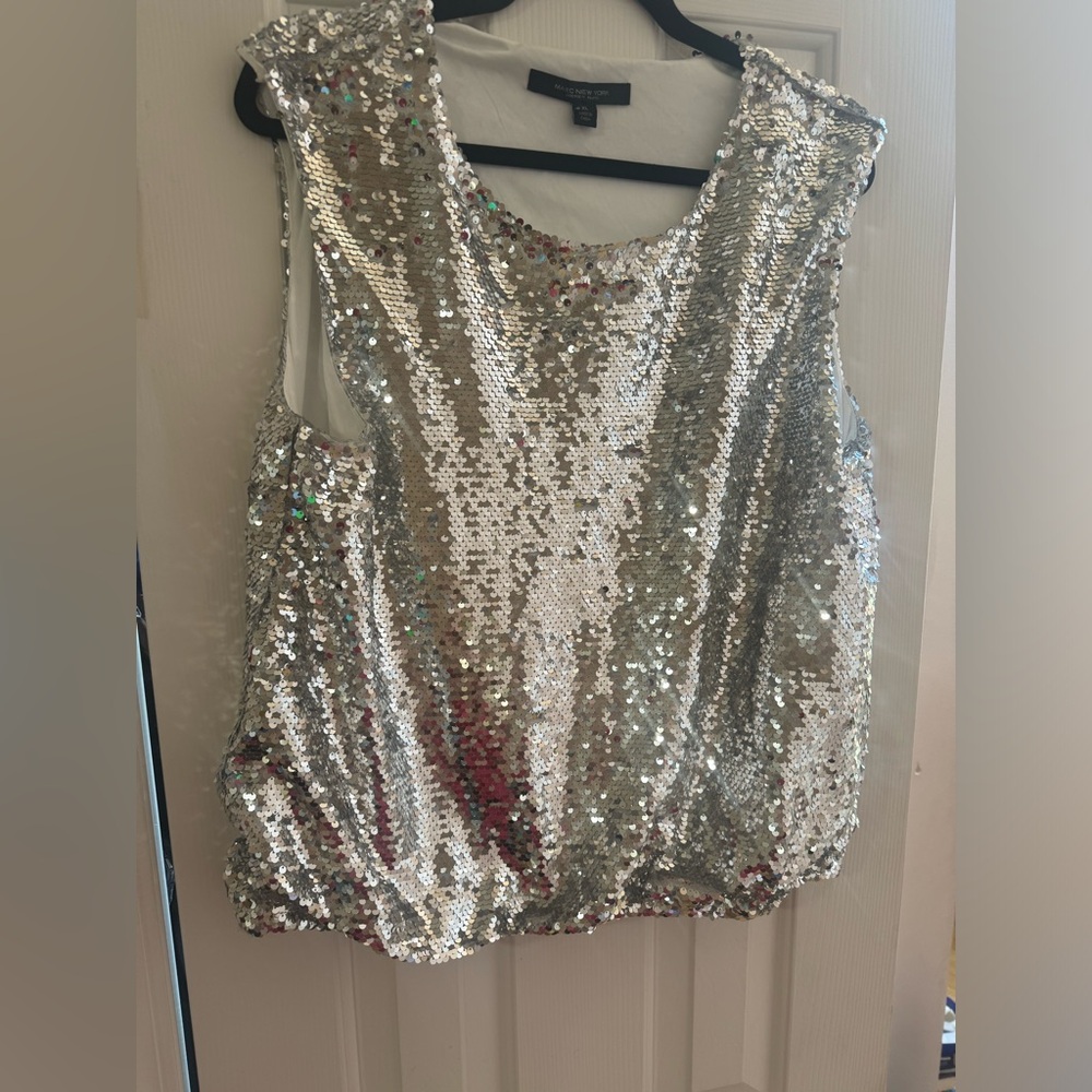 Marc New York Andrew Marc Silver Sequin Bubble Top - size XL